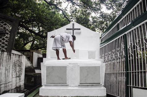 Living among the dead: The life of a public cemetery worker.
